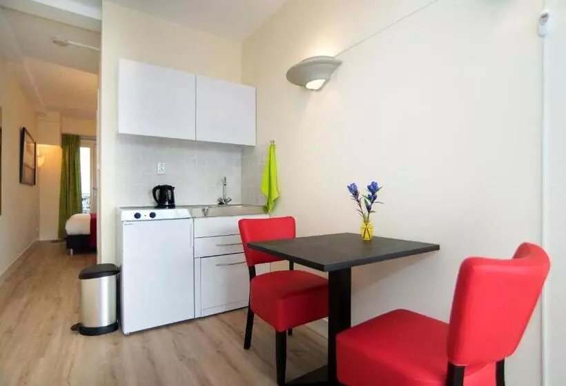 Midtown Hotel Twin Studio