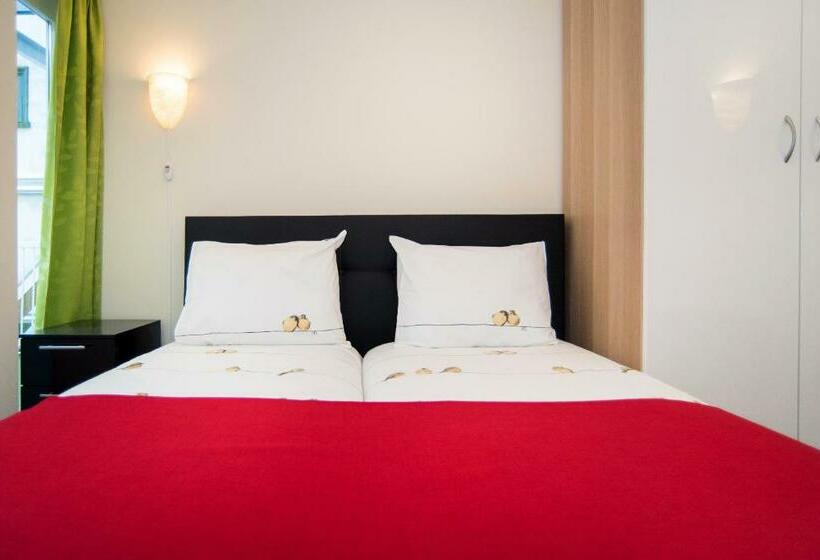 Midtown Hotel Twin Studio