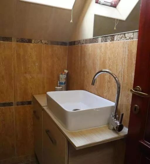 Majatalo Barackos Wellness Villa Fót