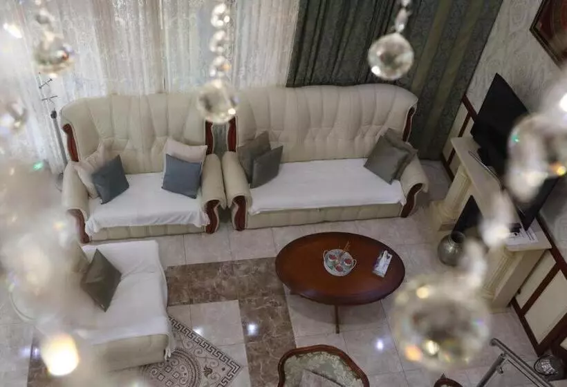 Majatalo Barackos Wellness Villa Fót