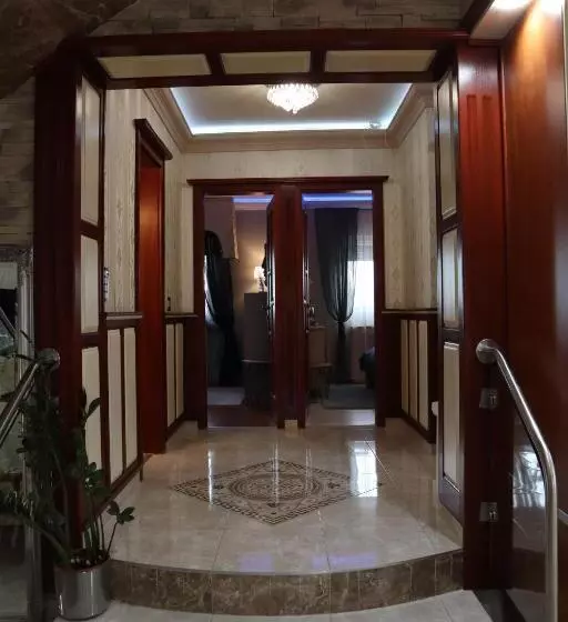 Majatalo Barackos Wellness Villa Fót