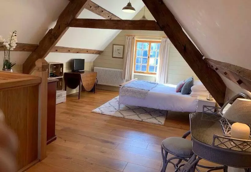 Majatalo Demesne Farm Guesthouse