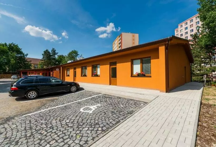 ペンション Penzion Piranha