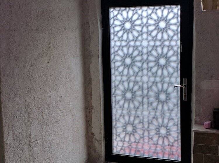 پانسیون Sendian Guesthouse