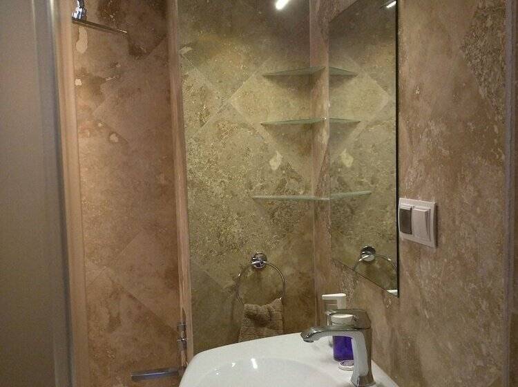 پانسیون Sendian Guesthouse