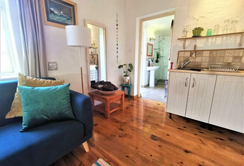 بنسيون Studio Frangipani Solar Powered