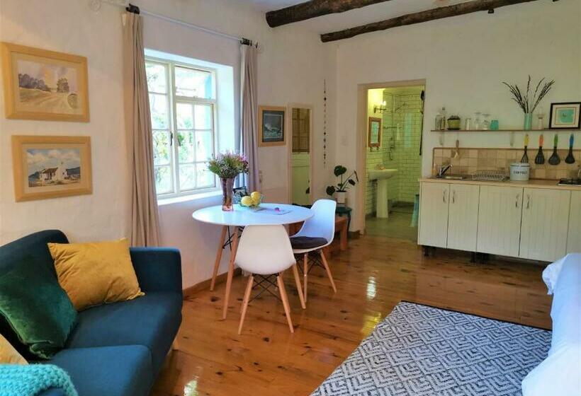 بنسيون Studio Frangipani Solar Powered