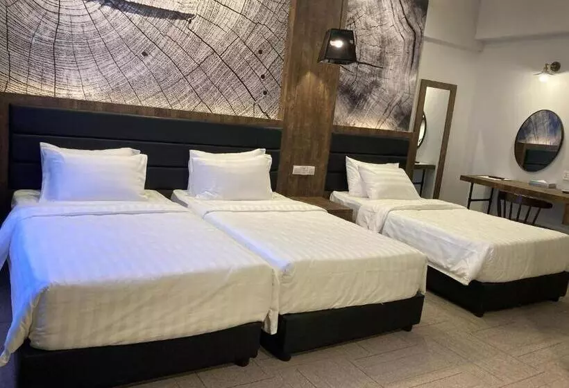 リゾートホテル Perkasa  Mt Kinabalu