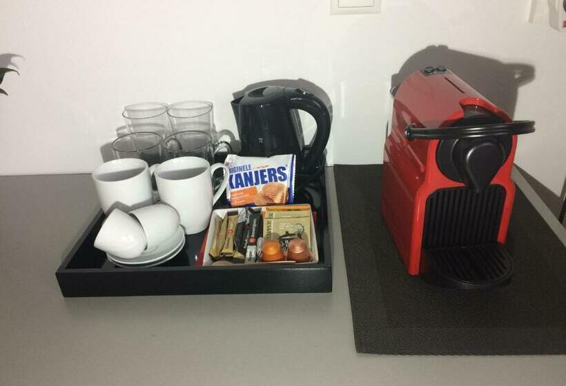 تختخواب و صبحانه Haarlem 49