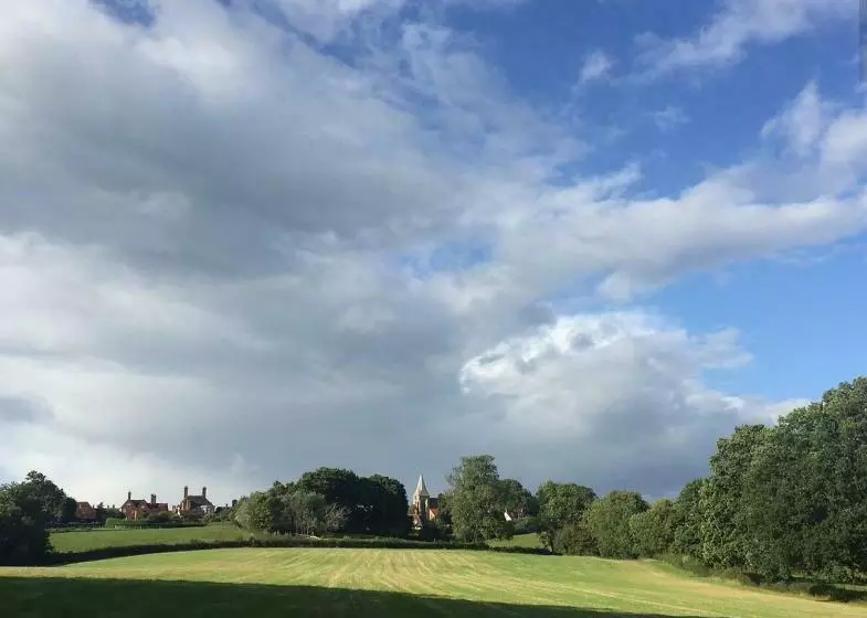 Court Barn Cottage B&b