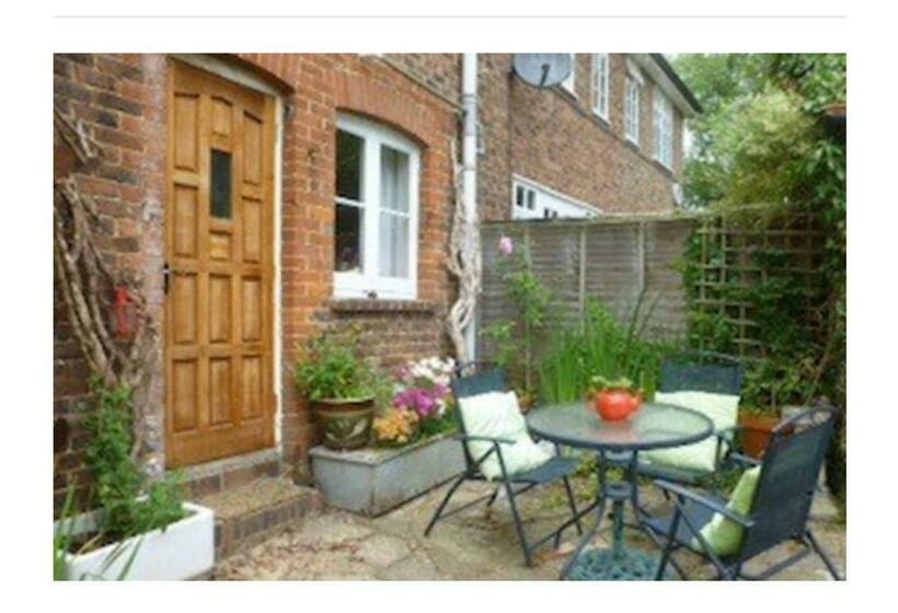 Court Barn Cottage B&b