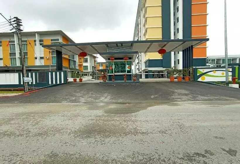 ホテル Oyo 90187 Hello Kitty Homestay  Gated Sibu