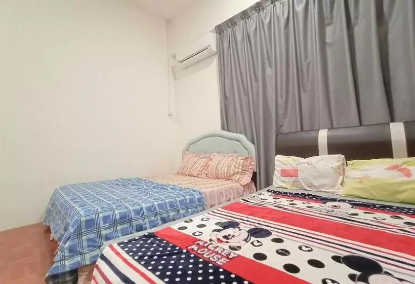 ホテル Oyo 90187 Hello Kitty Homestay  Gated Sibu