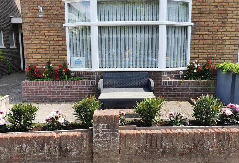 بنسيون Guesthouse Zandvoort