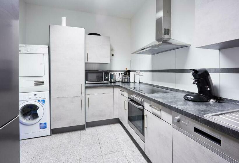 膳宿费 Harbour Apartments