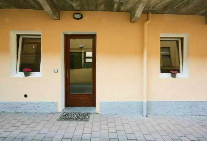 Majatalo L Uovo Di Colombo