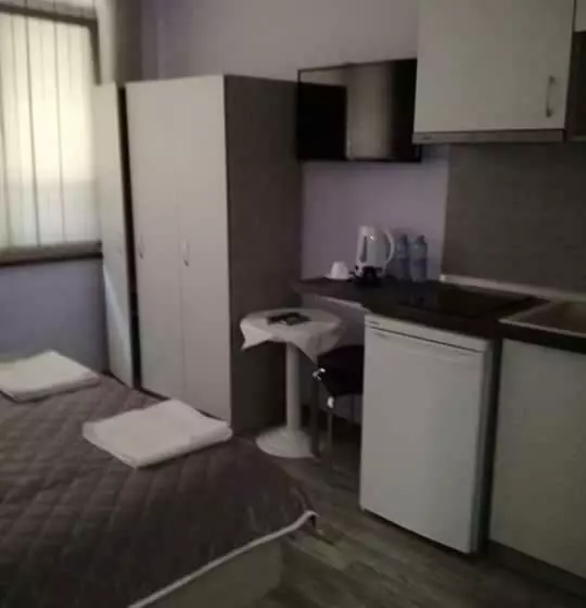 ペンション Saraya