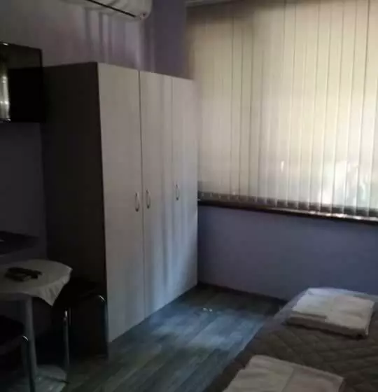 ペンション Saraya