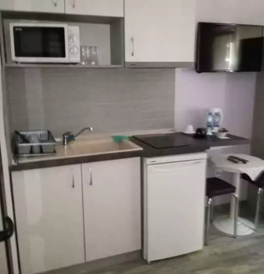 ペンション Saraya