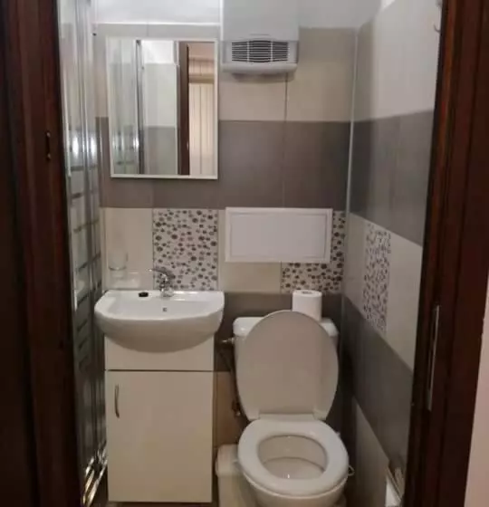 ペンション Saraya