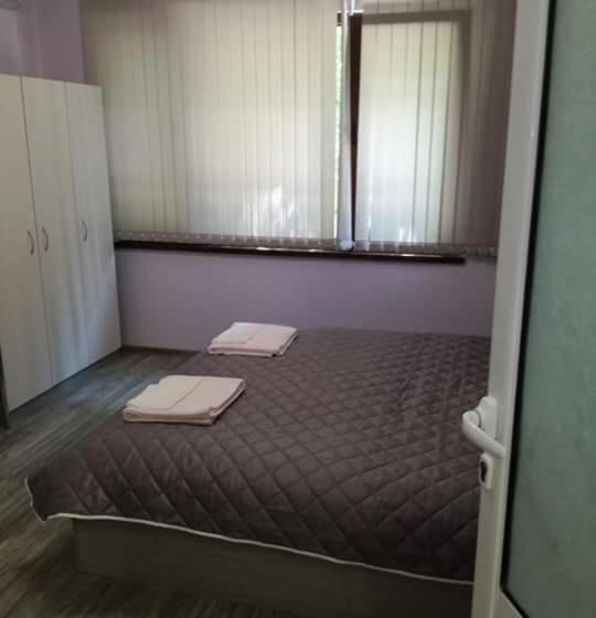 پانسیون Saraya