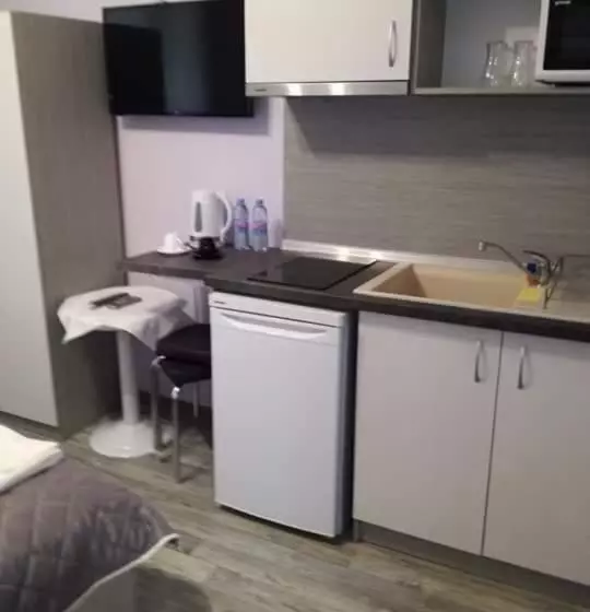 ペンション Saraya