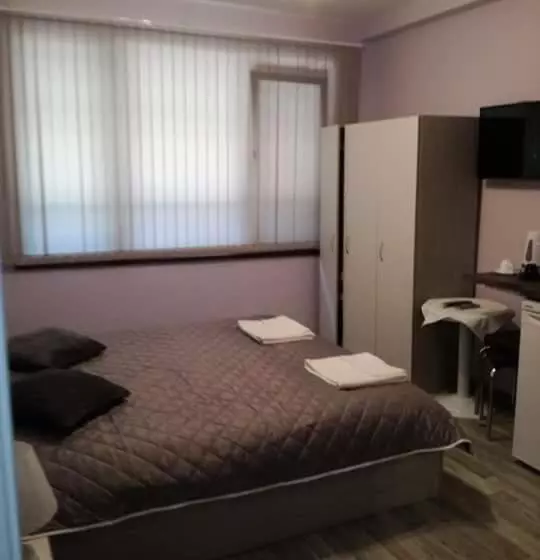 ペンション Saraya