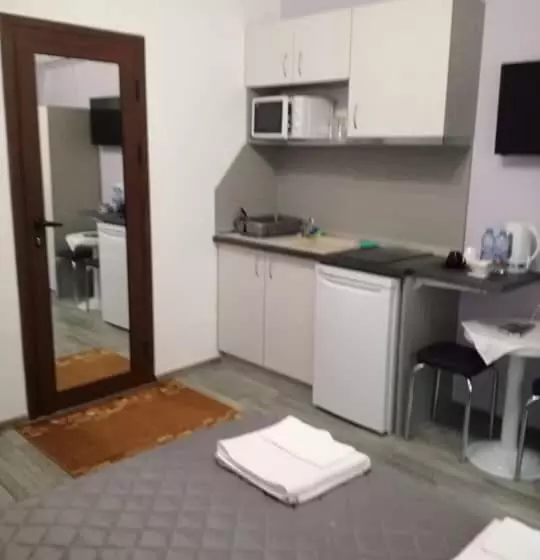 ペンション Saraya