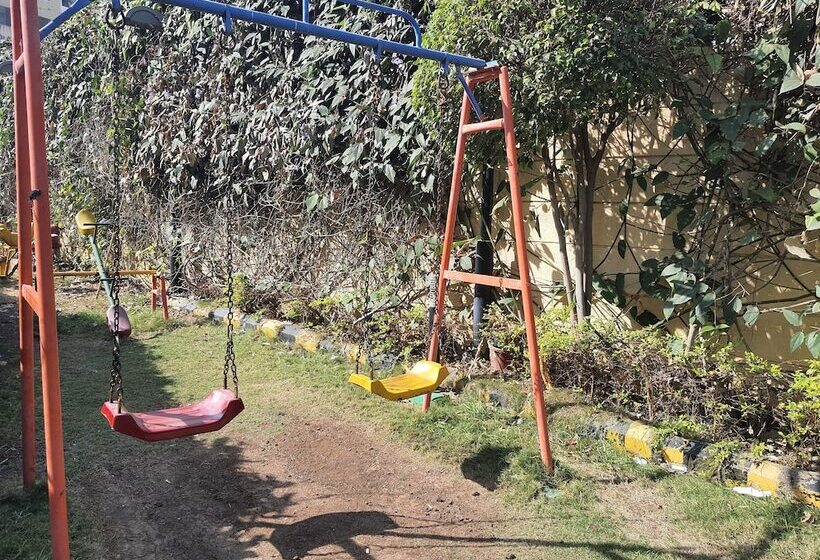 Four Points By Sheraton Hotel And Serviced Apartments Pune