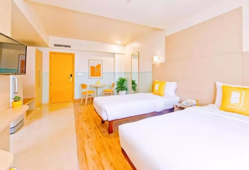 Bloom Hotel   Indiranagar