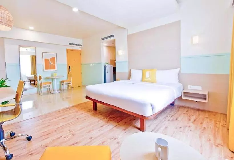 Bloom Hotel   Indiranagar