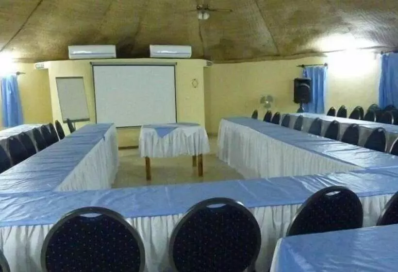 هتل Cap Saint Louis