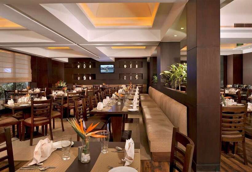 فندق Country Inn & Suites By Radisson, Gurugram Sector 12