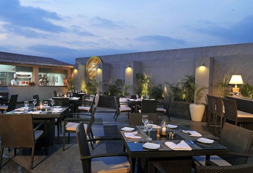 فندق Country Inn & Suites By Radisson, Gurugram Sector 12