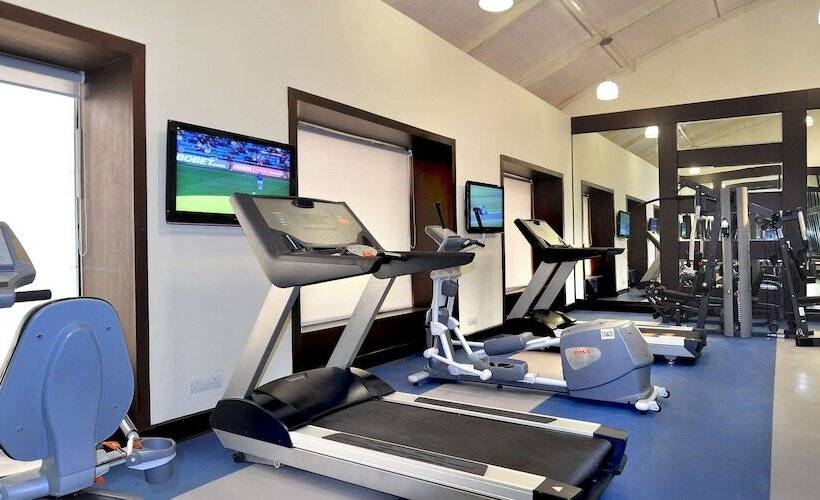 فندق Country Inn & Suites By Radisson, Gurugram Sector 12