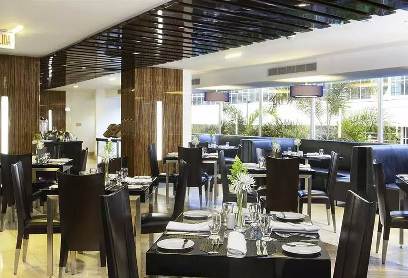 호텔 Doubletree By Hilton Panama City