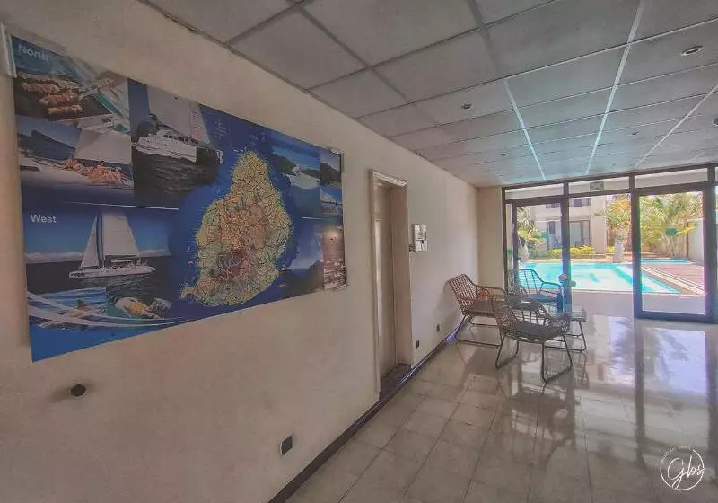 هتل Grand Baie Suites