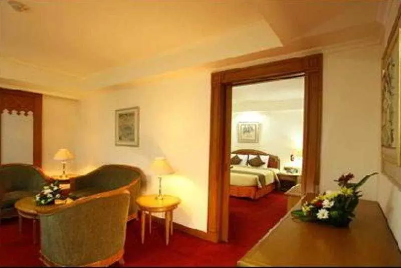 Hotel Grand Cempaka Business