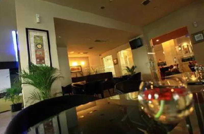 Hotel Grand Cempaka Business