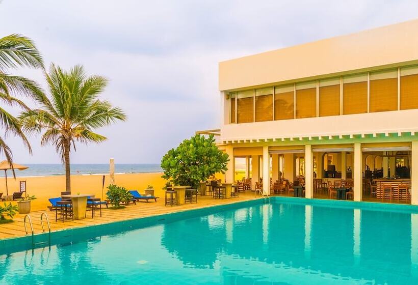 Отель Jetwing Sea