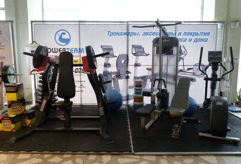 Manhattan Hotel & Restaurant