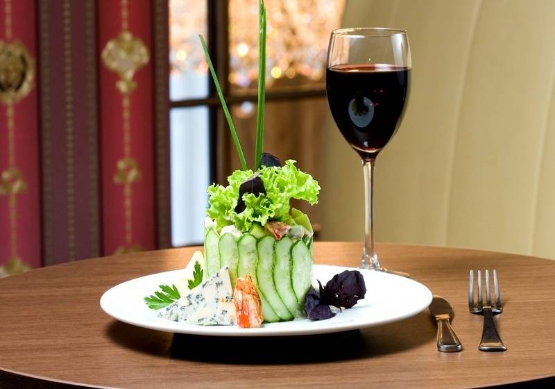 Manhattan Hotel & Restaurant