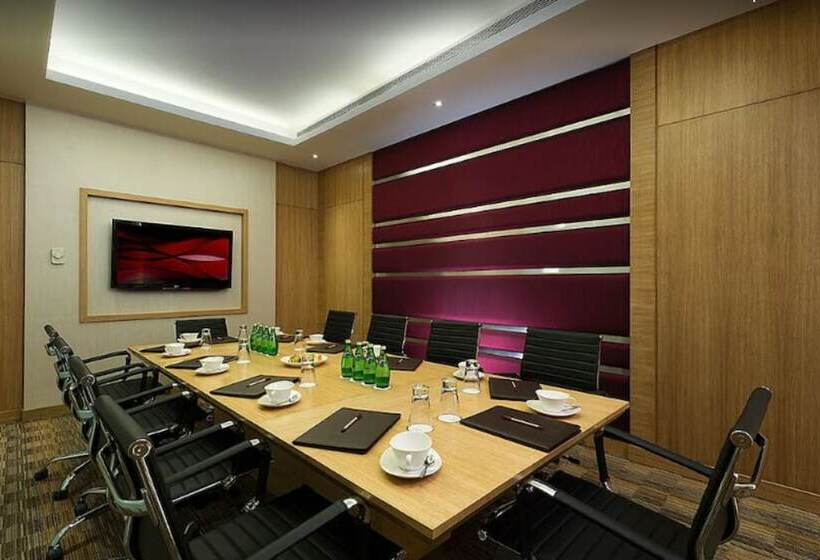 هتل Meluha The Fern