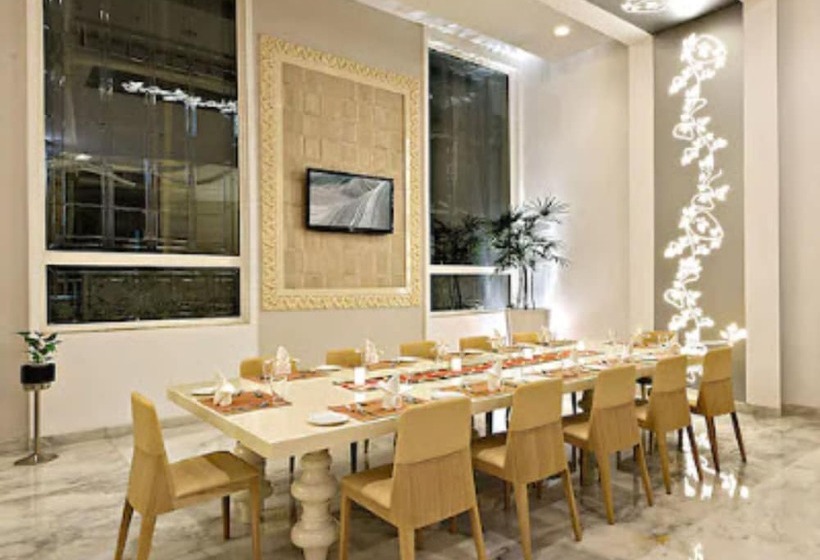 هتل Meluha The Fern