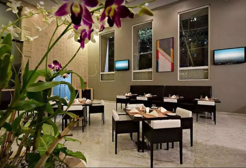 Hotel Meluha The Fern