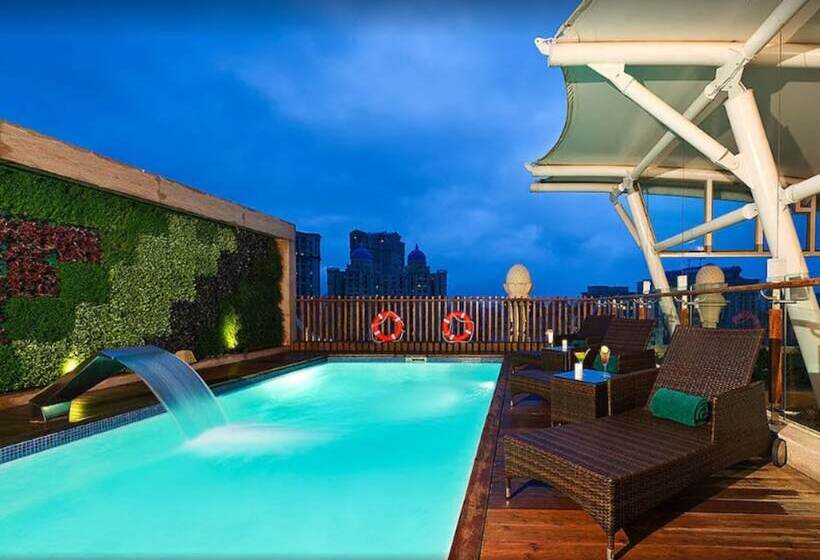 هتل Meluha The Fern