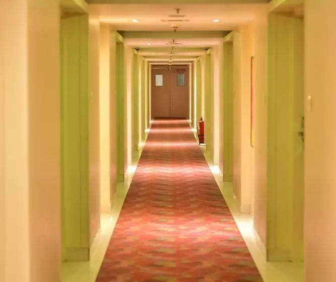 酒店 Noorya Business & Banquet