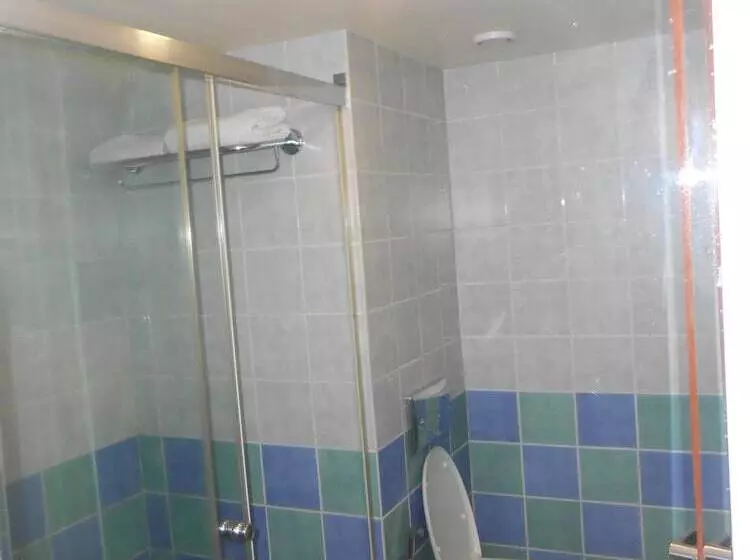 酒店 Noorya Business & Banquet