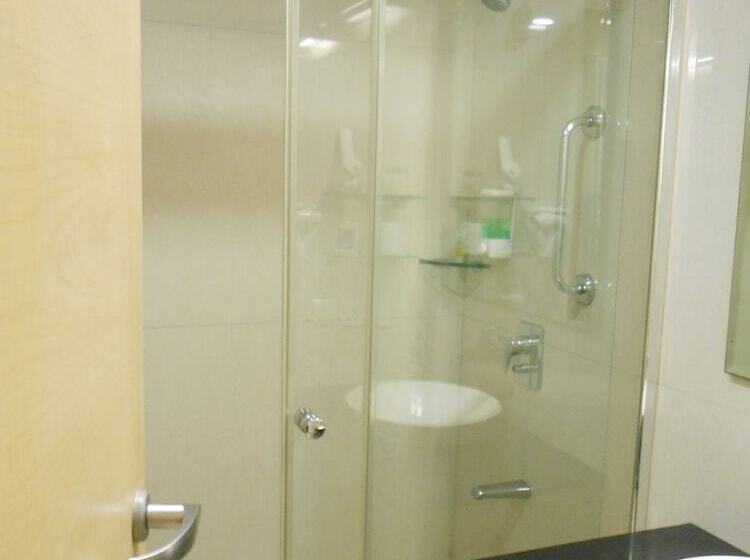 هتل Noorya Business & Banquet