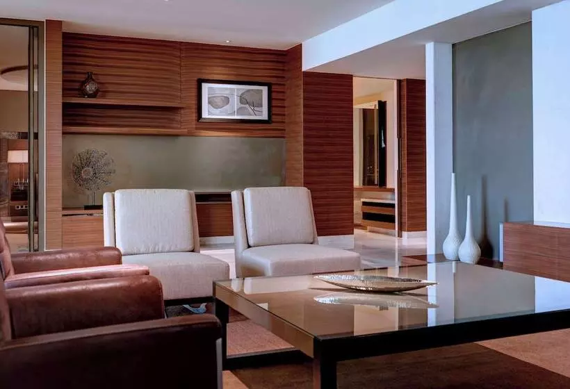 Park Hyatt Abu Dhabi Hotel And Villas